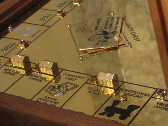 Gold Monopoly Game
