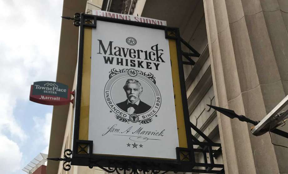 Maverick_Signage